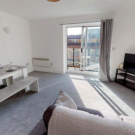 2 Bedroom Apartment Dgl Serviced Accommodation Southampton City Centre Exteriér fotografie